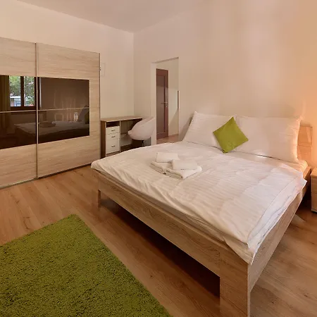 Business & Family Ambiente