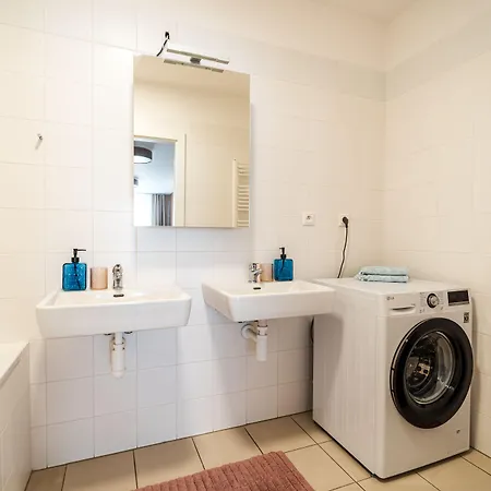 Business & Family Ambiente Apartments Apartment Bratislava